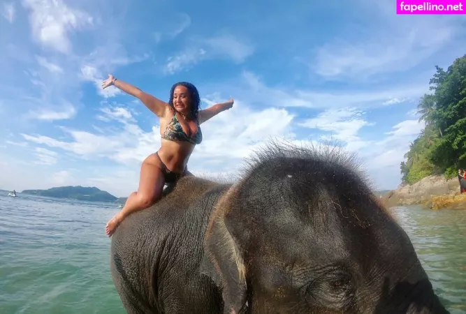 Tana Habibi OnlyFans Thumbnail #He4FdIvm9S