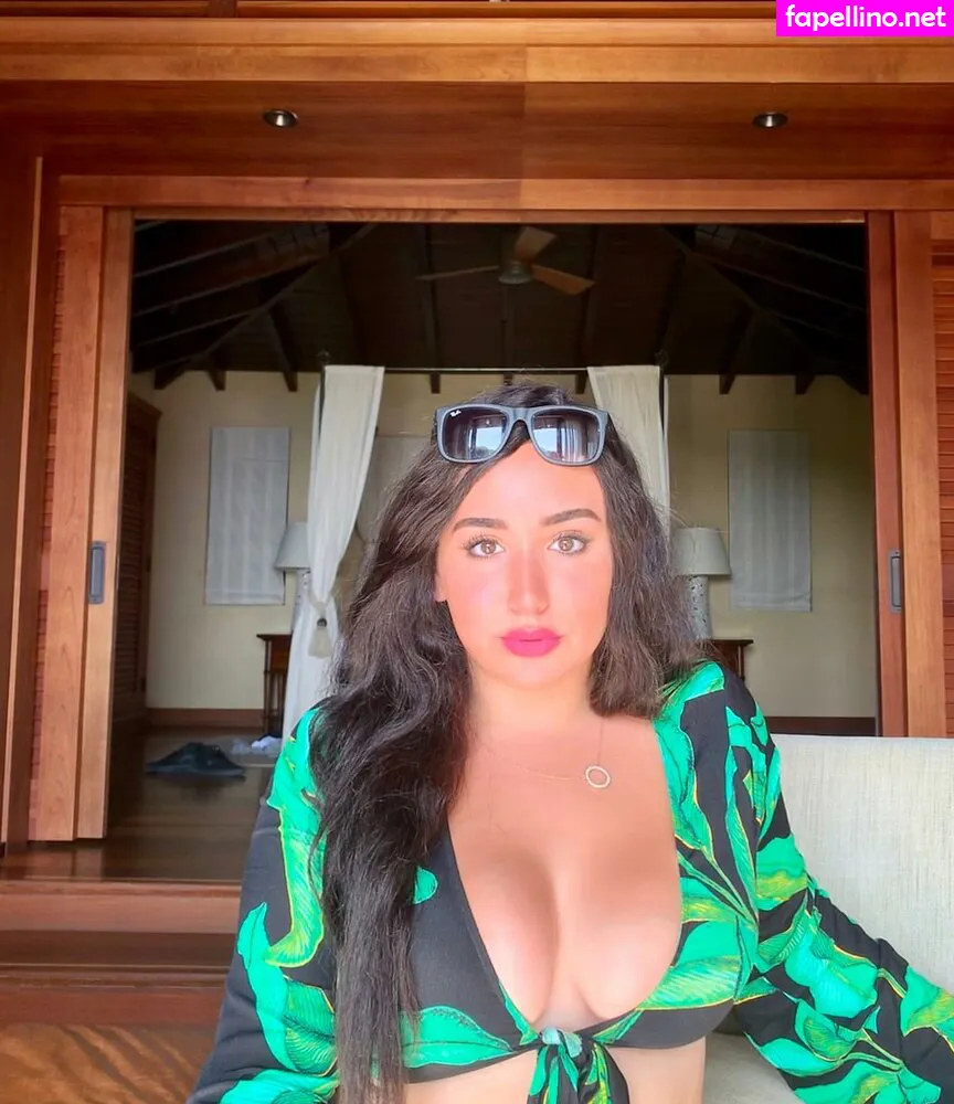 queenofhabibiss Nude Leaked OnlyFans Photo #leyNcyRuSJ