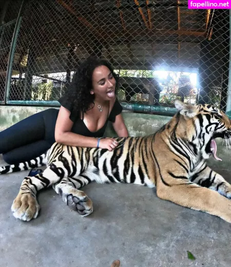 Tana Habibi OnlyFans Thumbnail #s7yfGpo4m2