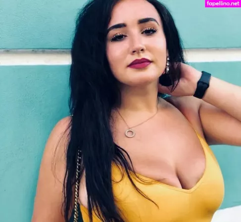 Tana Habibi OnlyFans Thumbnail #tvuuFTuRXm