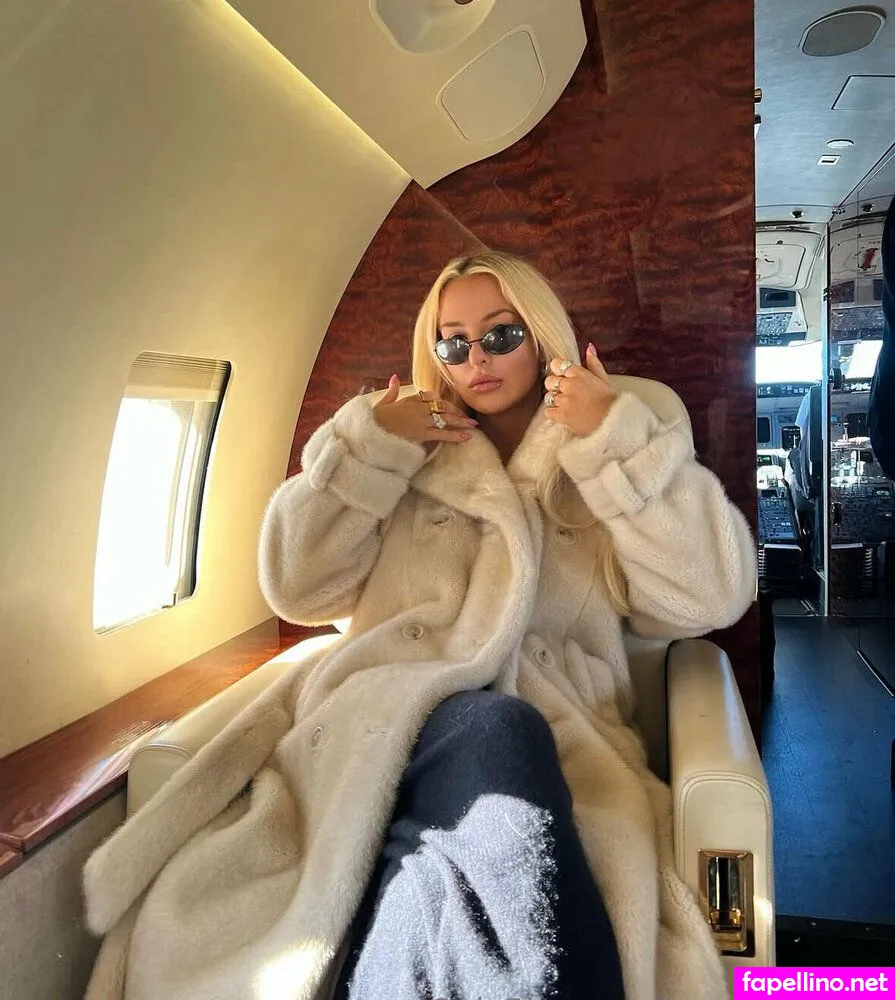 tanagonewild, tanamongeau Nude Leaked OnlyFans Photo #ayppQ77ckZ