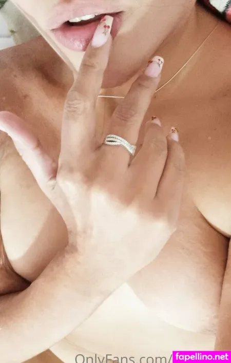 Tanchula OnlyFans Thumbnail #fSKj7hl5Mm