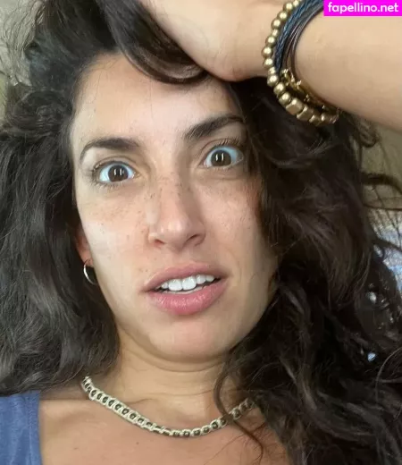 Tania Raymonde OnlyFans Thumbnail #OnRF7nUGrf