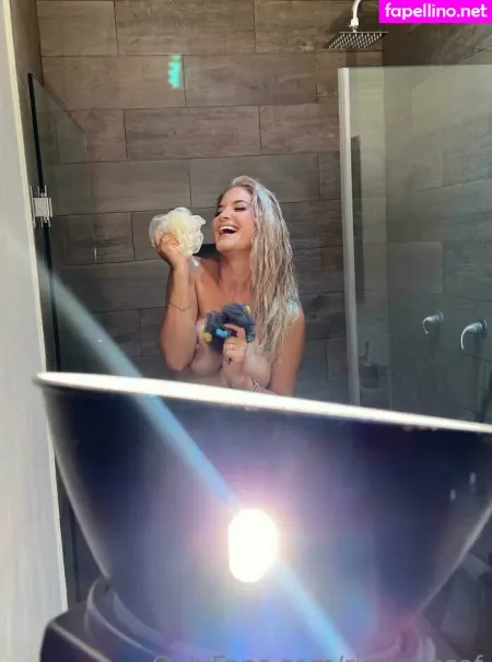 Tania Riquenes OnlyFans Thumbnail #s1x7EzwfiE