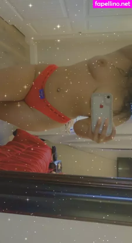 Taniavega OnlyFans Thumbnail #IRXfoH90s6