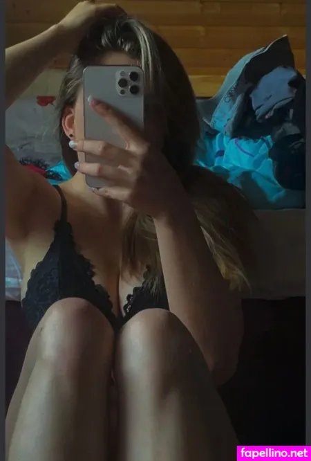 Tanja Pics OnlyFans Thumbnail #JXl3UDQwQk