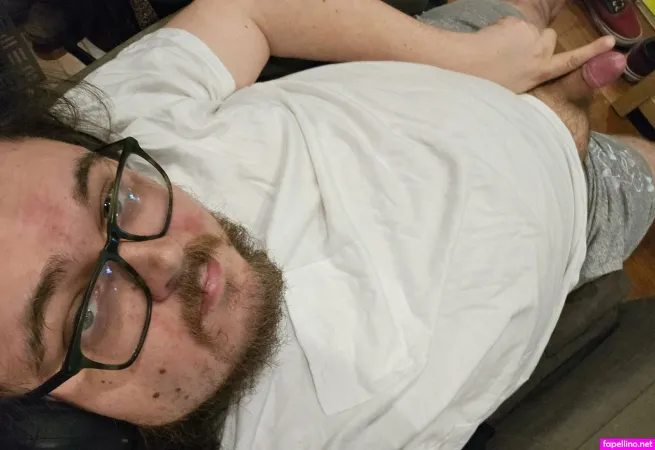Tanner Is Tiny OnlyFans Thumbnail #km2MpAYWlj