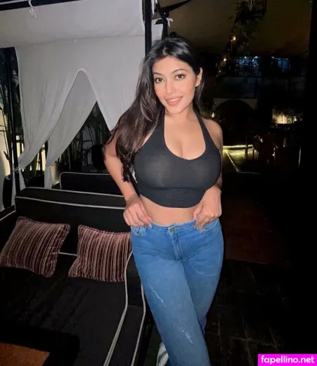 Tanya K OnlyFans Thumbnail #w9W9EI6kFv