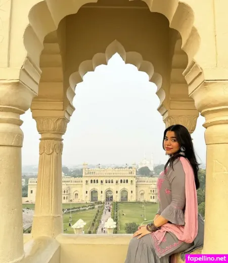Tanya Khanna OnlyFans Thumbnail #r80Ngwrzlo