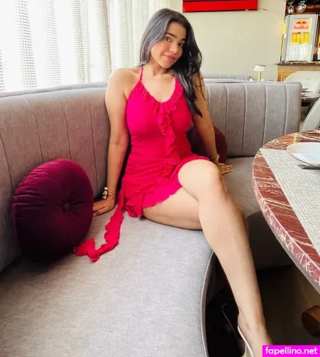Tanya Khanna OnlyFans Thumbnail #rQIsjNVnGY