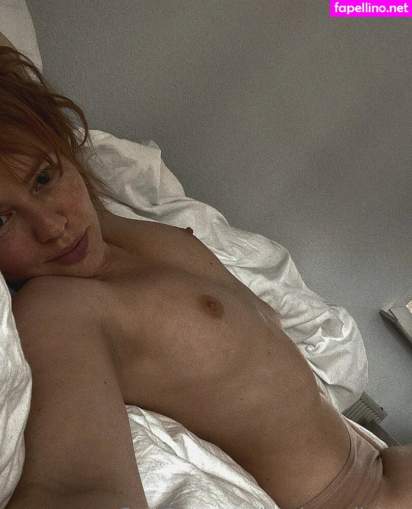 boobsandjokes, kommunar_ Nude Leaked OnlyFans Photo #SlHLAgKkim