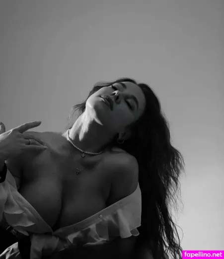 Tanya Romanenko OnlyFans Thumbnail #F90xh33oQK