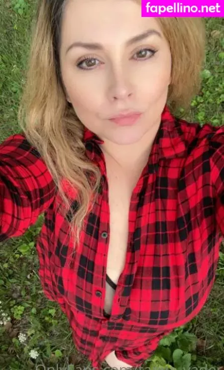 Tanya Vader OnlyFans Thumbnail #2ZH0al3DsN