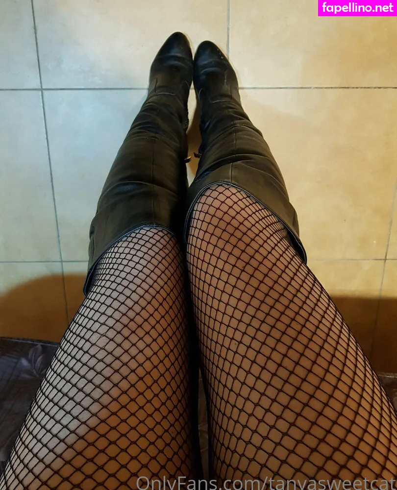 mollysweets, tanyasweetcat Nude Leaked OnlyFans Photo #FVSwM3WiwJ