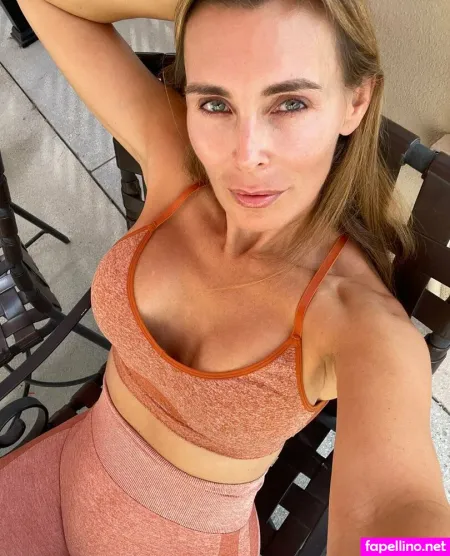 Tanyatatefree OnlyFans Thumbnail #DPHxfvVJ3M