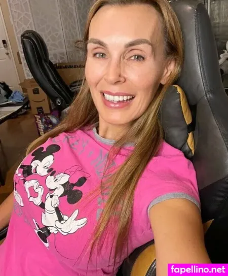 Tanyatatefree OnlyFans Thumbnail #NAQ6KmUc72