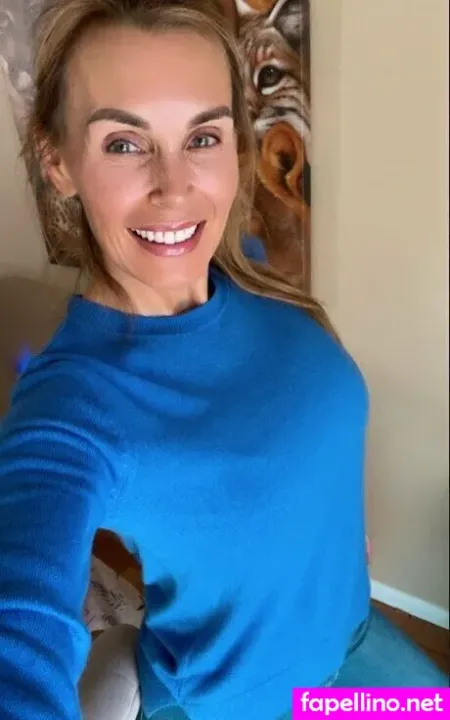 Tanyatatefree OnlyFans Thumbnail #O25EFNc92O