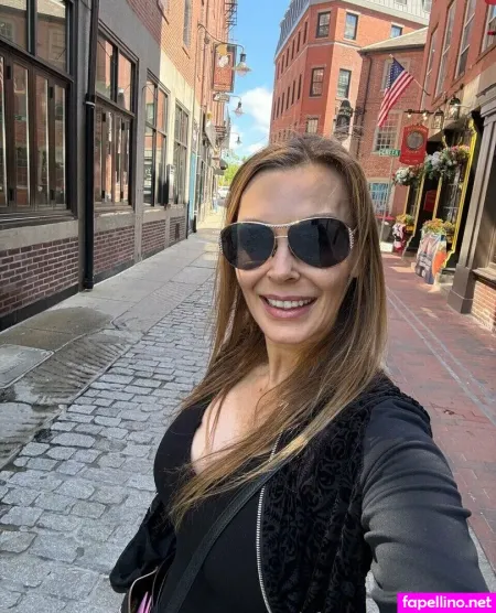 Tanyatatefree OnlyFans Thumbnail #Q6oK1fwpsr