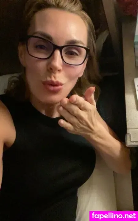 Tanyatatefree OnlyFans Thumbnail #yf6Jp7SQQ5