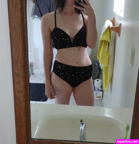 Tanzanitebaby OnlyFans Thumbnail #uFo1FjR7ck
