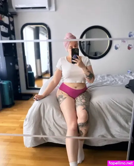 Tapetitecassiefree OnlyFans Thumbnail #Xue3O1vDBt