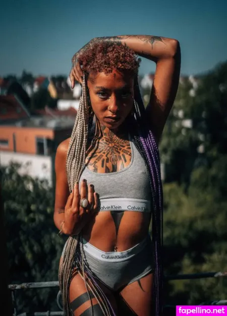 Tapsimodel01 OnlyFans Thumbnail #El8DT1iuHl