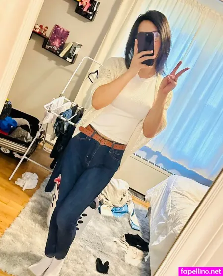 Tara Kaminarito OnlyFans Thumbnail #DgggtX1gbg