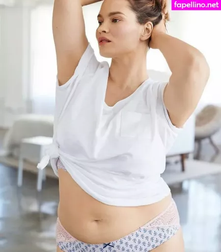 Tara Lynn OnlyFans Thumbnail #4rI8Yi7lwW
