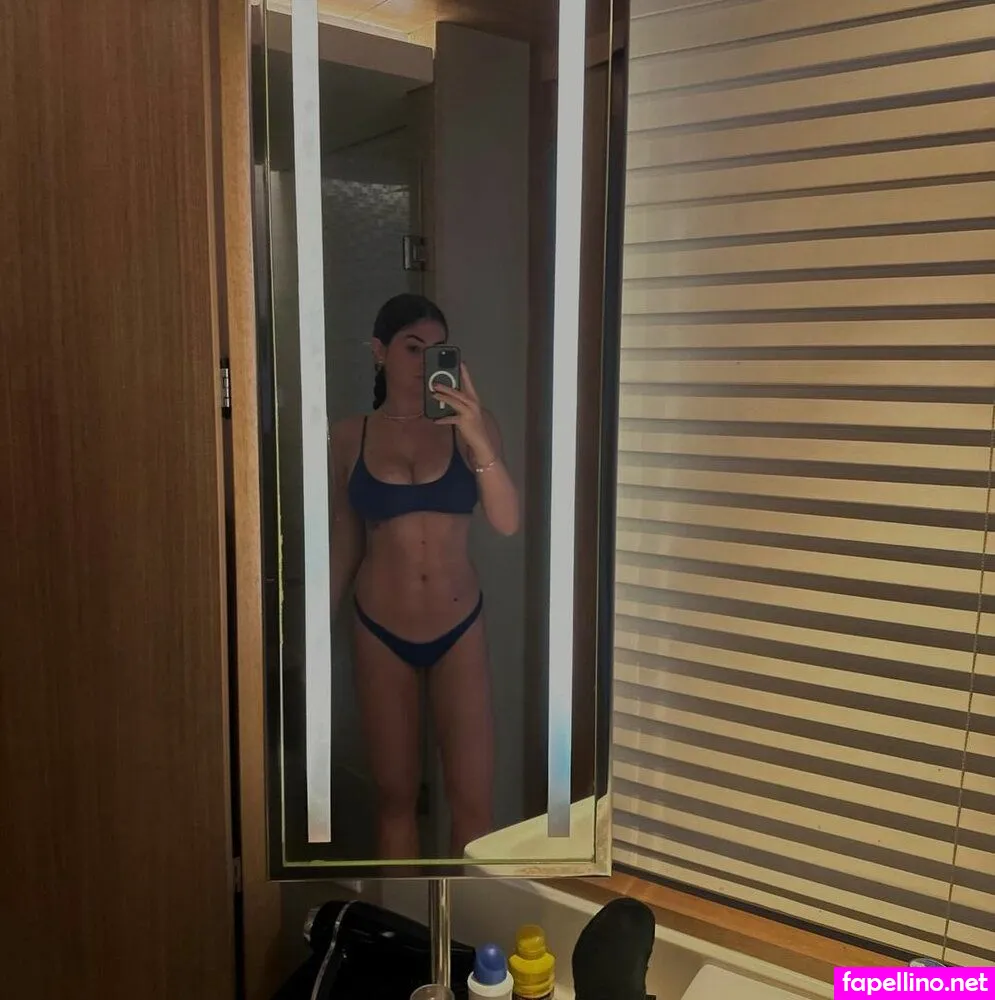 tarahumanoffiziell, taramonaghann Nude Leaked OnlyFans Photo #2RVGOeEzIU