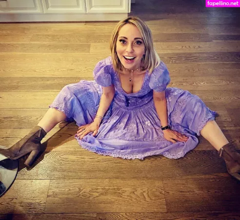 Tara Strong OnlyFans Thumbnail #0jEkZYamjT