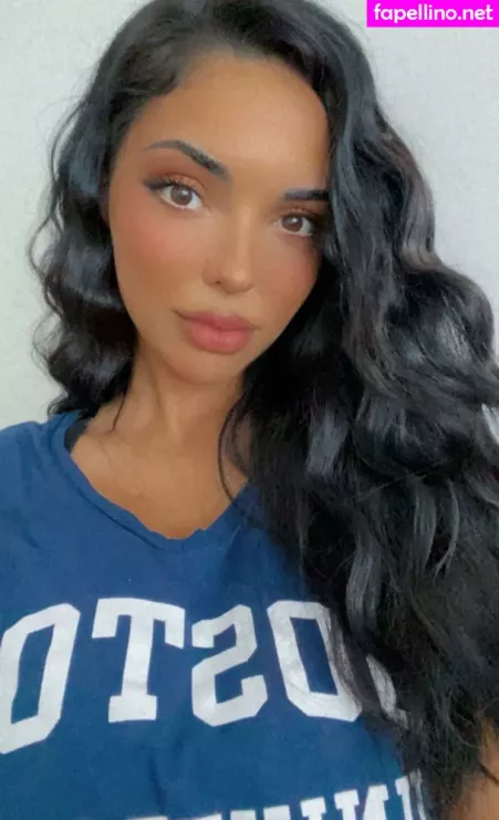 Tara Yazdi OnlyFans Thumbnail #J3HXHZWh1W