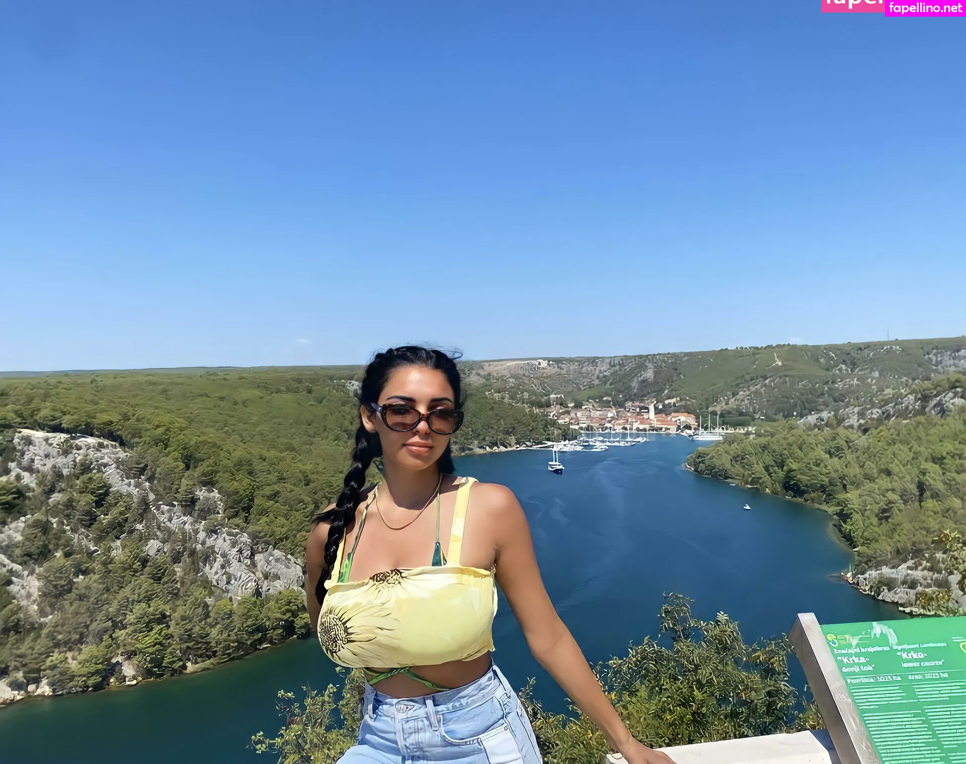 tara.yazdi Nude Leaked OnlyFans Photo #Mxuj0hphIF