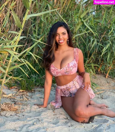 Tara Yazdi OnlyFans Thumbnail #hLxc0ug5h1