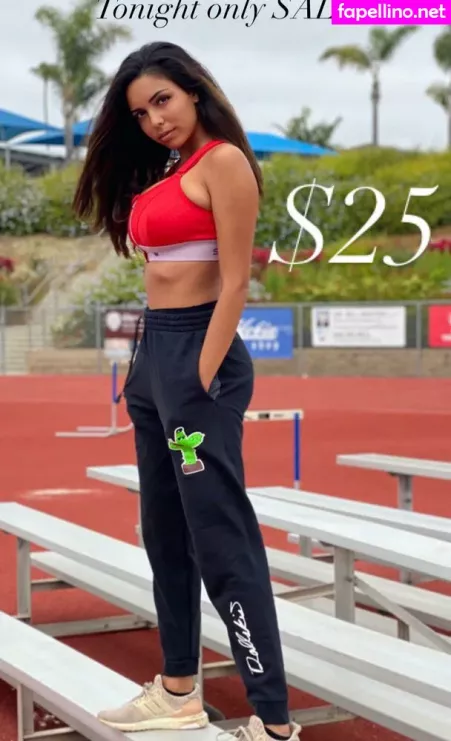 Tara Yazdi OnlyFans Thumbnail #m4xiyE7drC