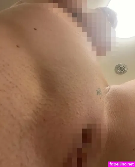 Tarababcockfree 1 OnlyFans Thumbnail #0voeWEoLap