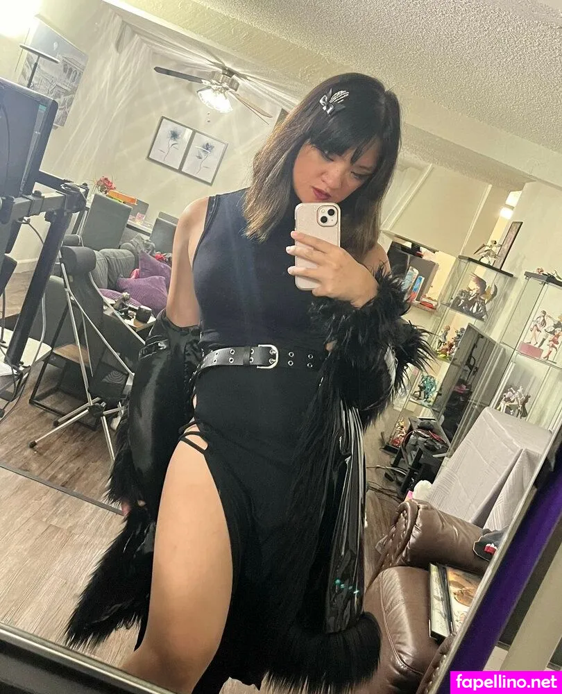 Reina, reina.xo, yousoromi Nude Leaked OnlyFans Photo #3kqqed45ow
