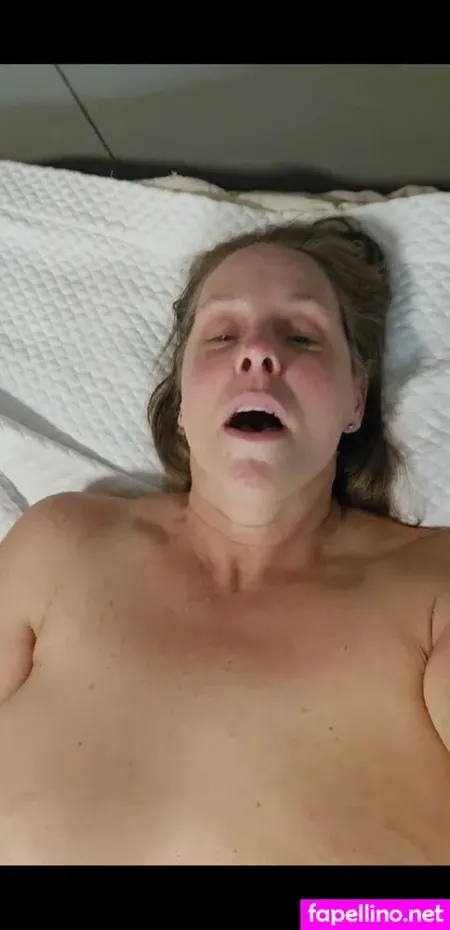 Tarathomasfree OnlyFans Thumbnail #YWrwZDX4co