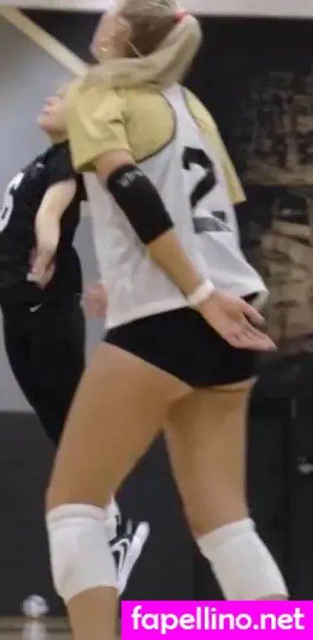 Taryn Dewese OnlyFans Thumbnail #9Gx9KjdTch