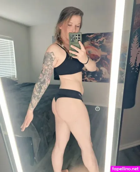 Taryn Elizabeth OnlyFans Thumbnail #YqOZ9tZvZD