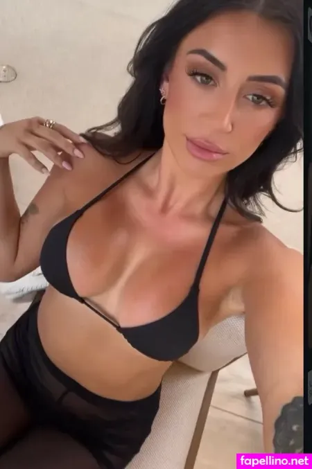 Taryn Farris OnlyFans Thumbnail #8j1OO3s3oE