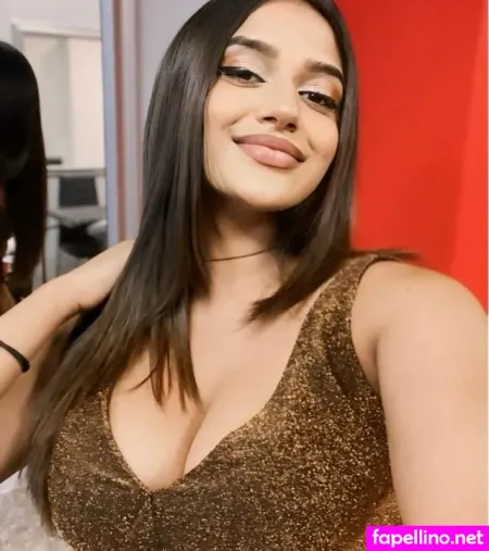 Tarynval OnlyFans Thumbnail #XSEEGqBbbk