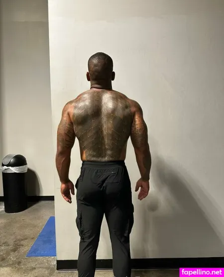 Tarzan OnlyFans Thumbnail #z21BwitPns