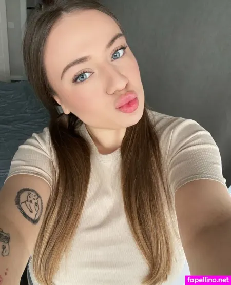 Tasha Xx OnlyFans Thumbnail #UBS4NCnGh5