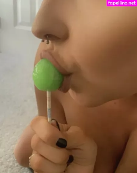 Tashag18 OnlyFans Thumbnail #gOfBNrb0mW