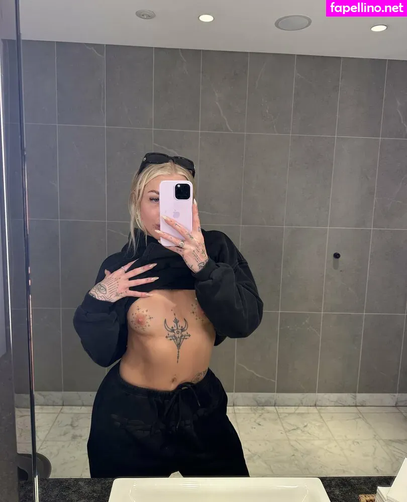 tashapaige, tashunlocked Nude Leaked OnlyFans Photo #iYuRt7iJKS