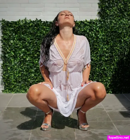 Tashasinzfree OnlyFans Thumbnail #7hQ8FR6rLa
