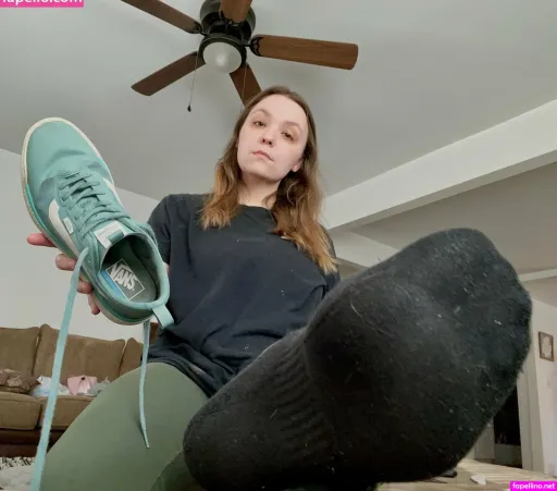 Tastieellie OnlyFans Thumbnail #t1Nwp8ZP1i