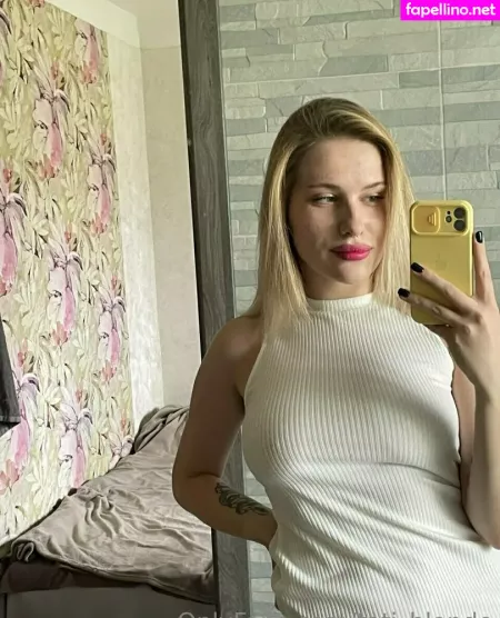 Tati Blonde OnlyFans Thumbnail #QyVzPHyash