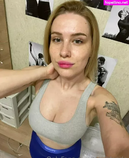 Tati Blonde OnlyFans Thumbnail #qNj9PSjPMk