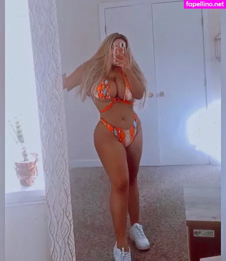 Tatiana Gianacopoulos OnlyFans Thumbnail #cCRO2xbVVH